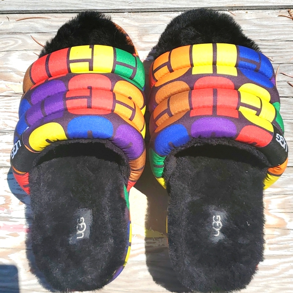 Treadlite by UGGS black multicolor platform sandal